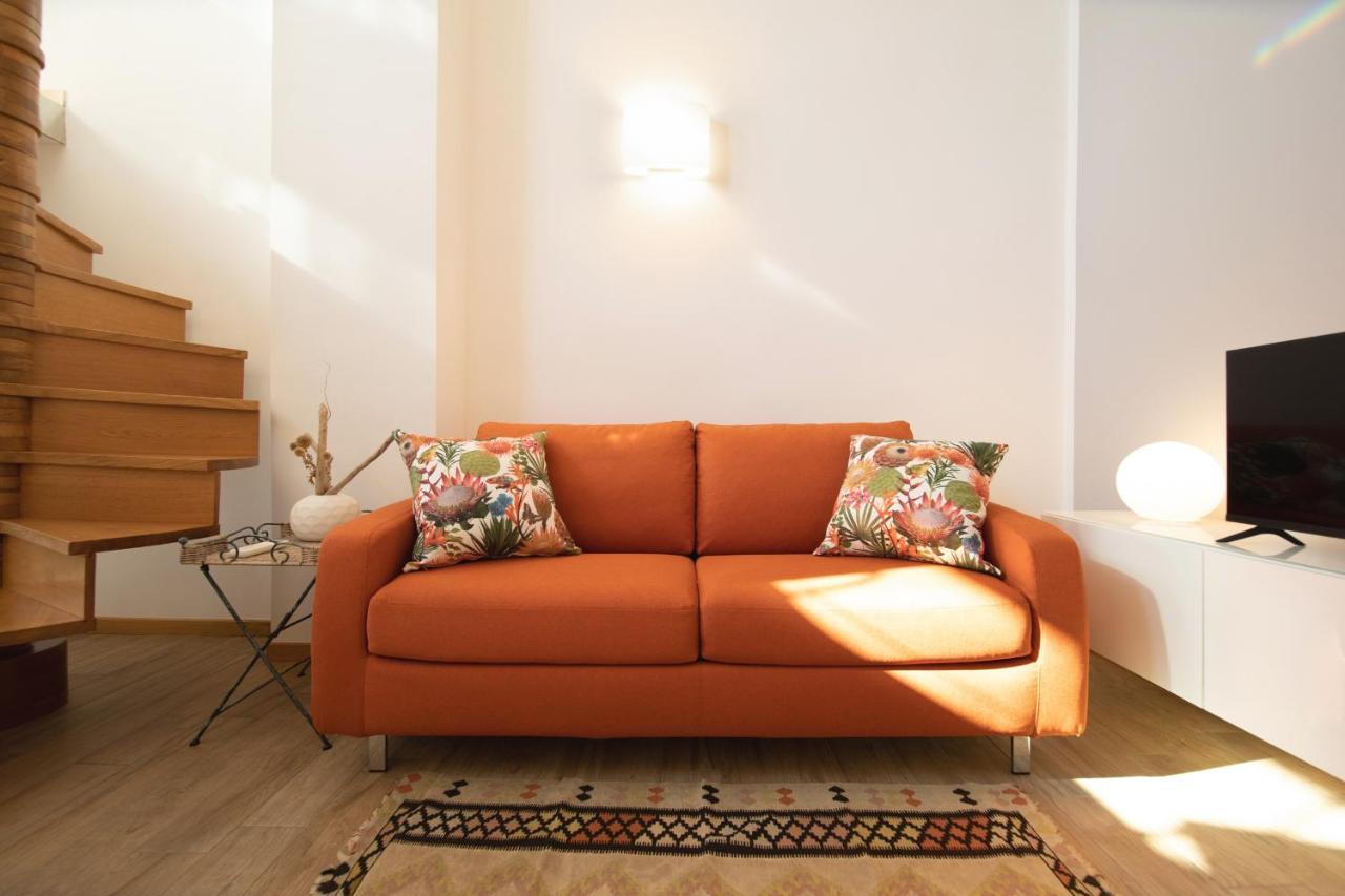 Rooftop Delight With Terrace Lucca Bagian luar foto
