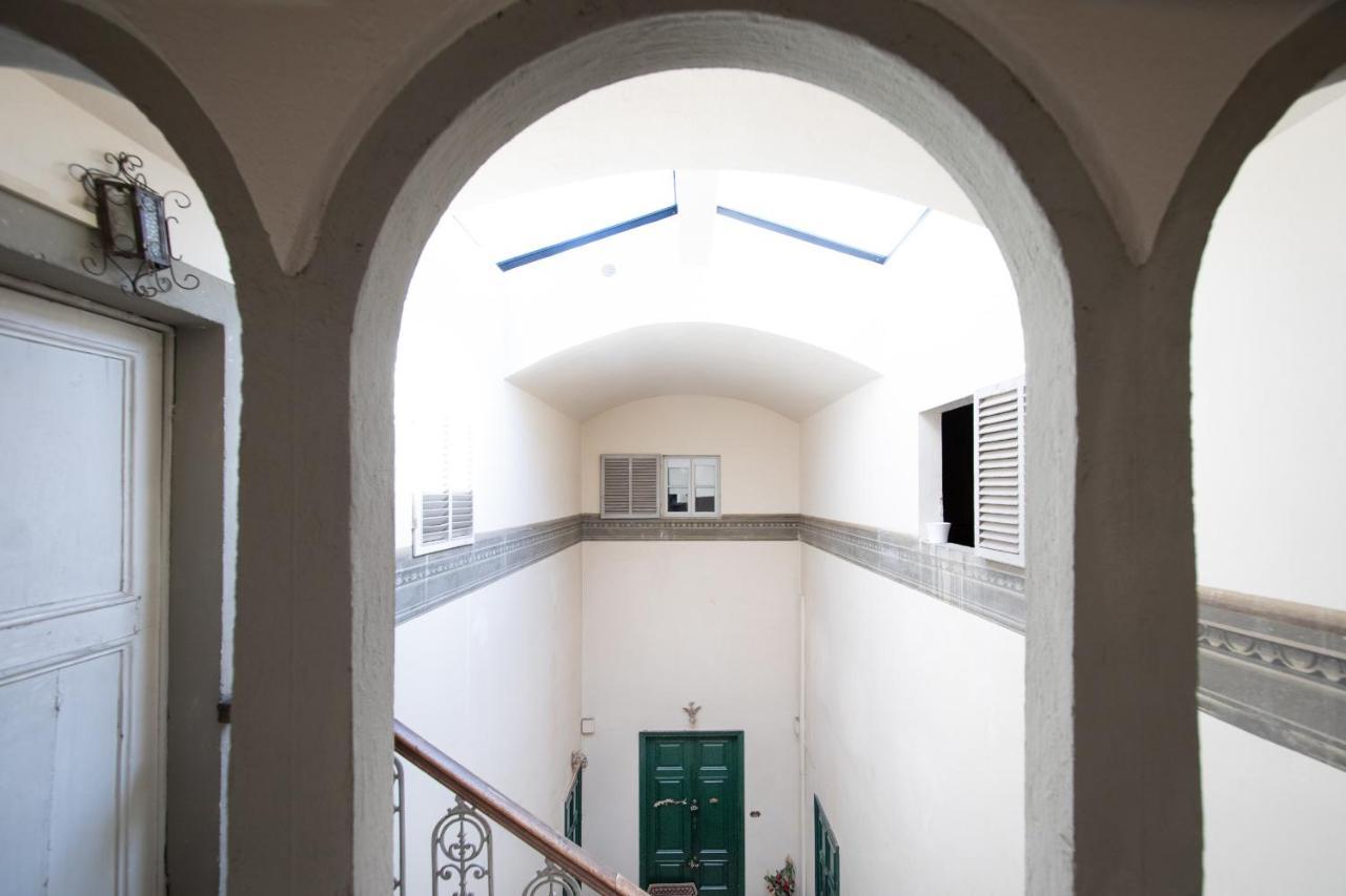Rooftop Delight With Terrace Lucca Bagian luar foto